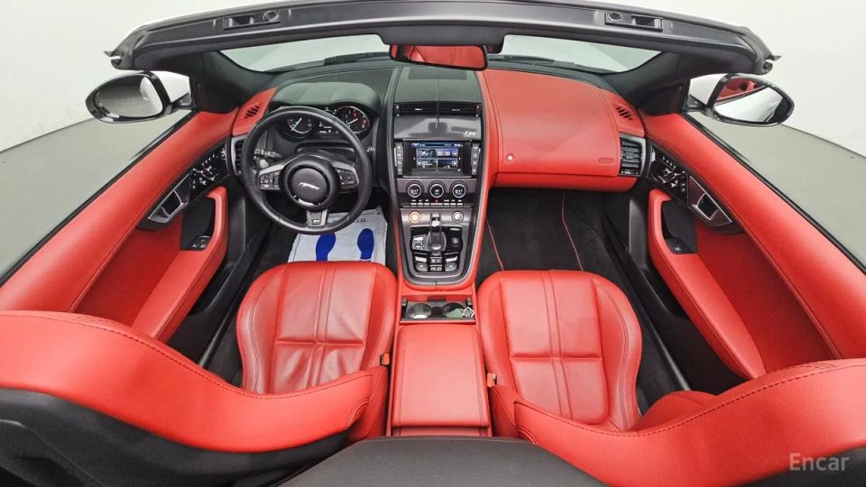 Jaguar F-TYPE