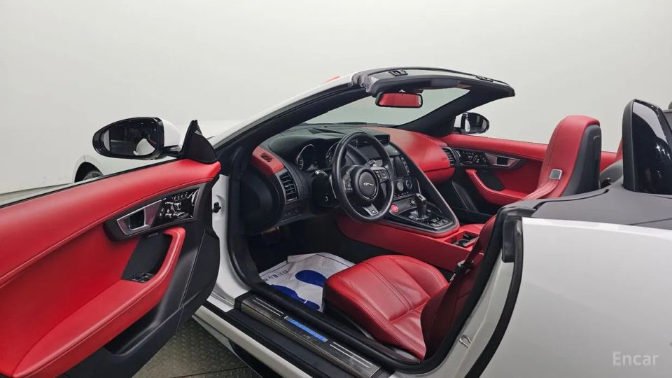 Jaguar F-TYPE