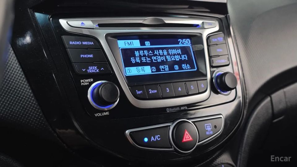 Hyundai Accent