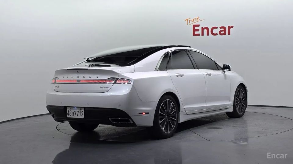 Lincoln MKZ
