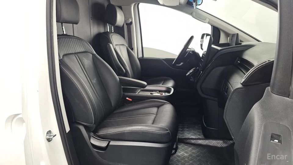 Hyundai ST1