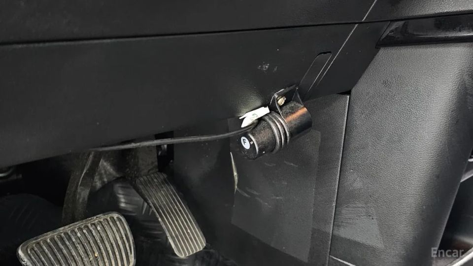 Hyundai ST1