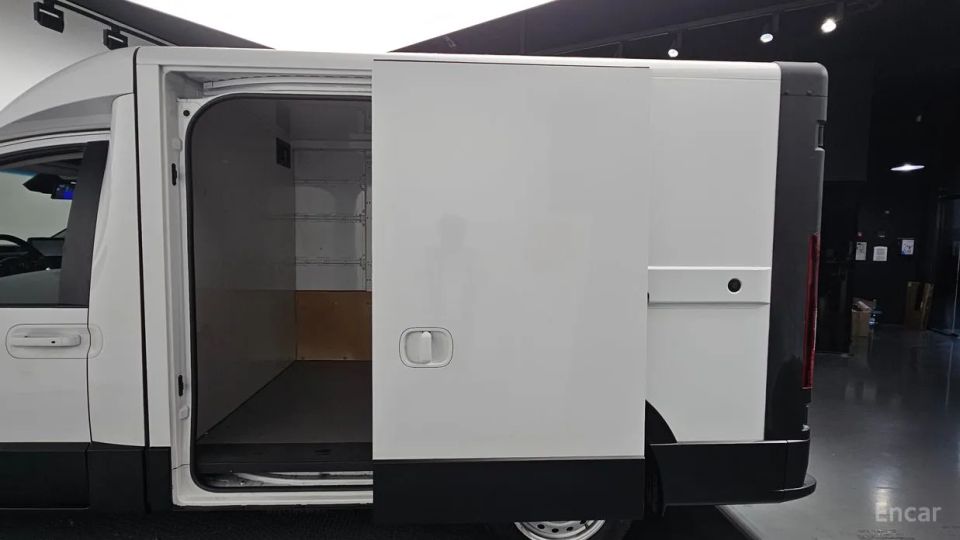 Hyundai ST1