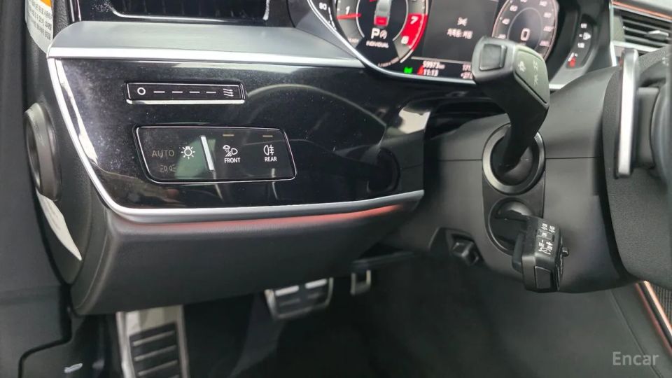 Audi S8