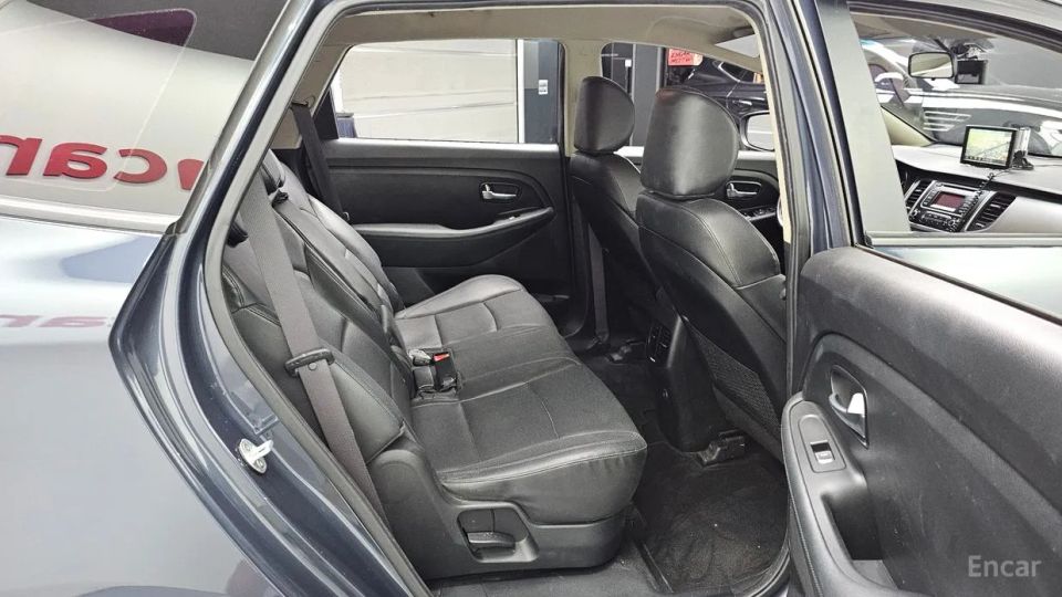 Kia Carens