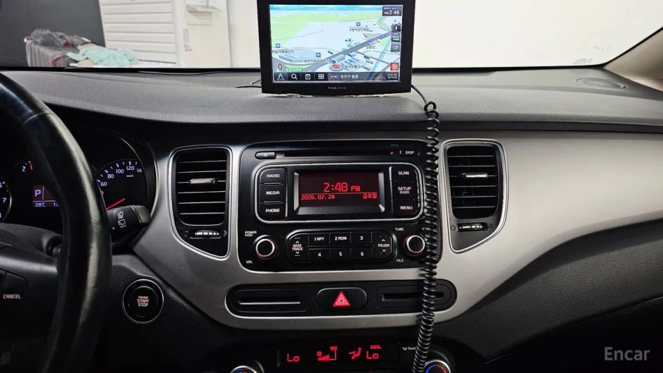 Kia Carens
