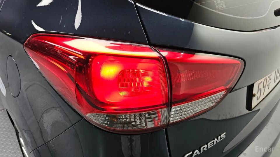 Kia Carens