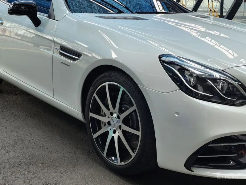 Mercedes-Benz SLC-Class