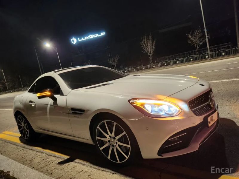 Mercedes-Benz SLC-Class