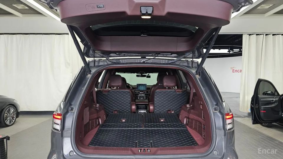 Lincoln Aviator