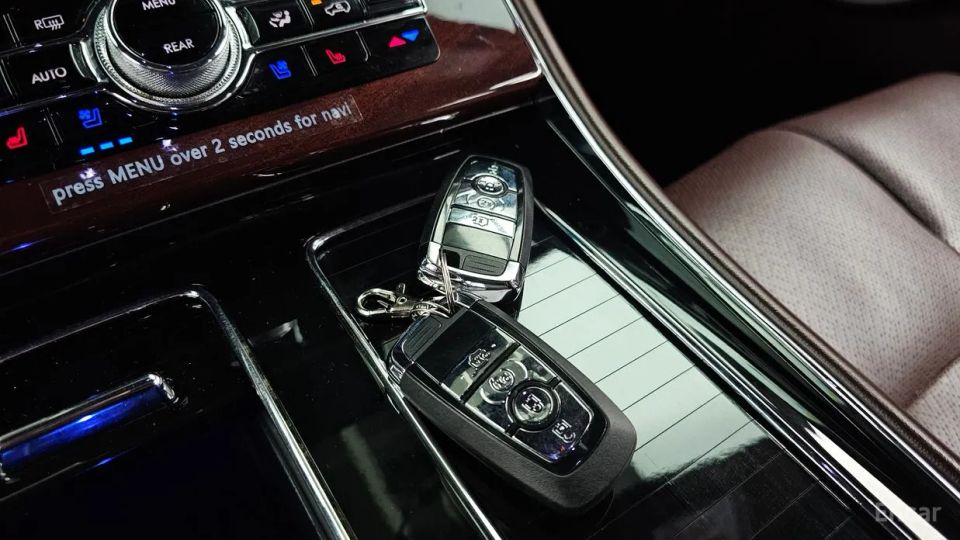 Lincoln Aviator