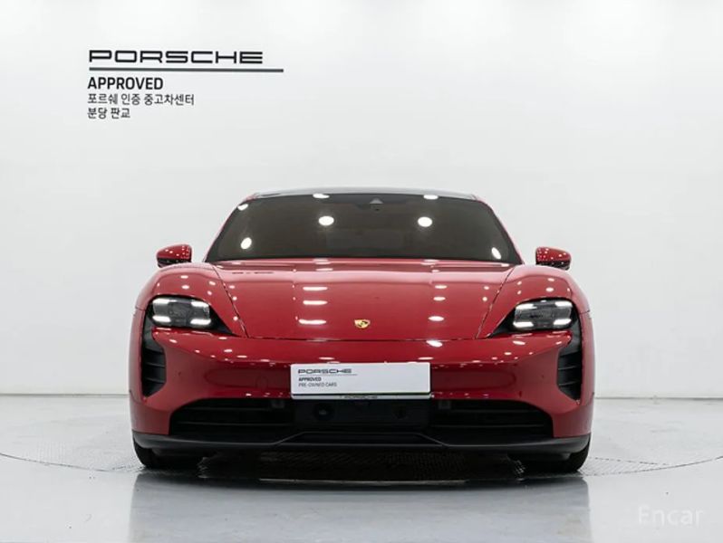Porsche Taycan