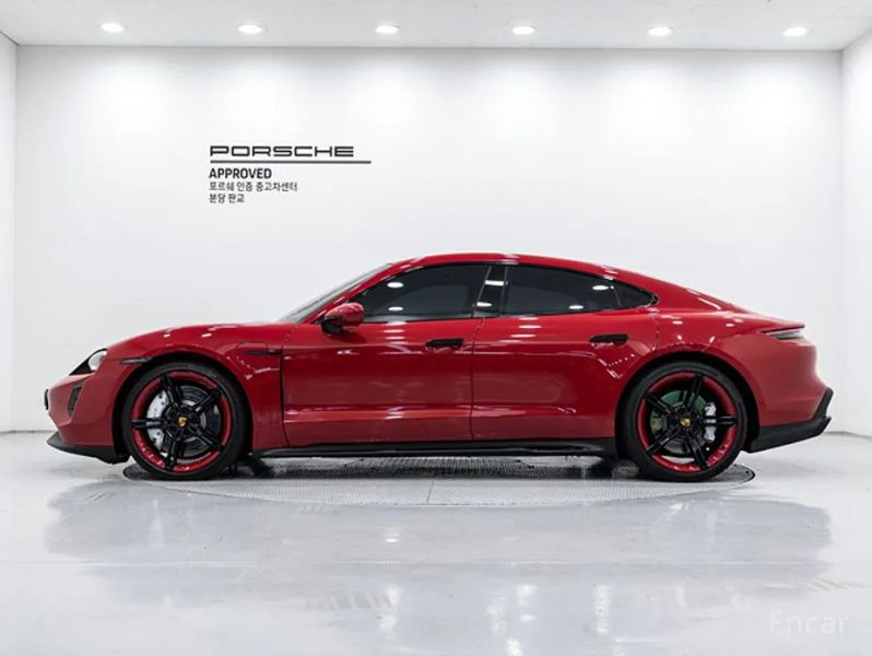 Porsche Taycan