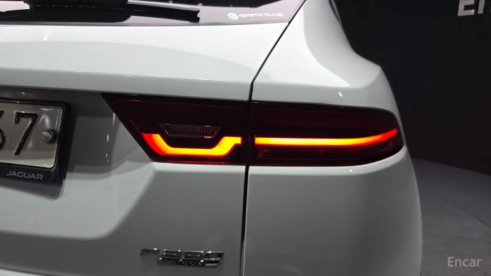 Jaguar E-PACE