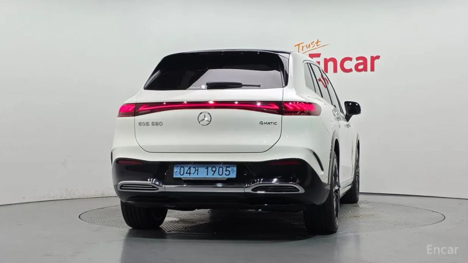 Mercedes-Benz EQS