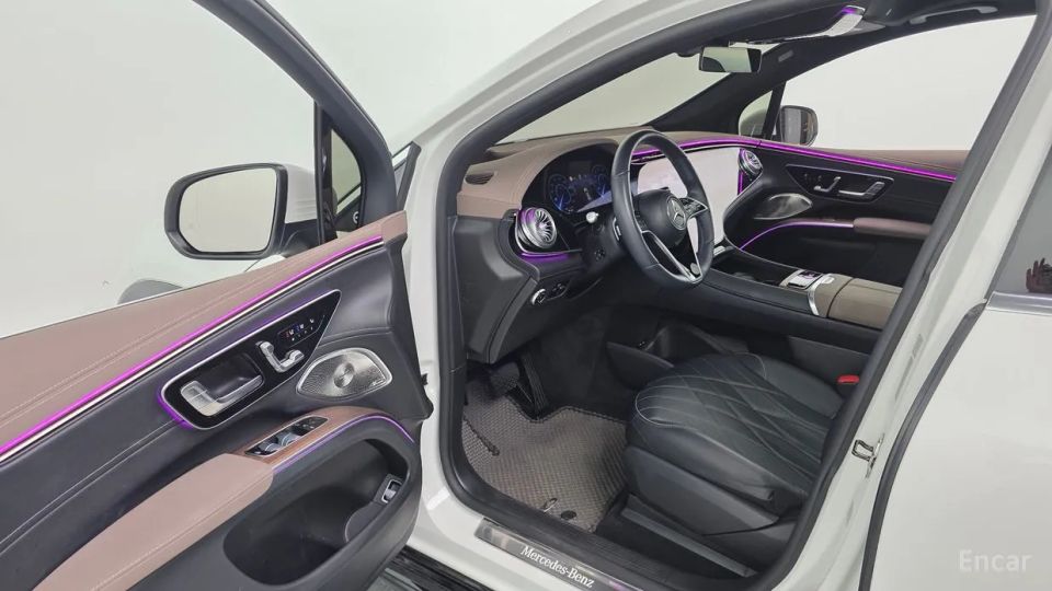 Mercedes-Benz EQS