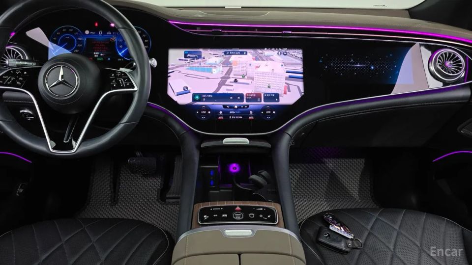 Mercedes-Benz EQS