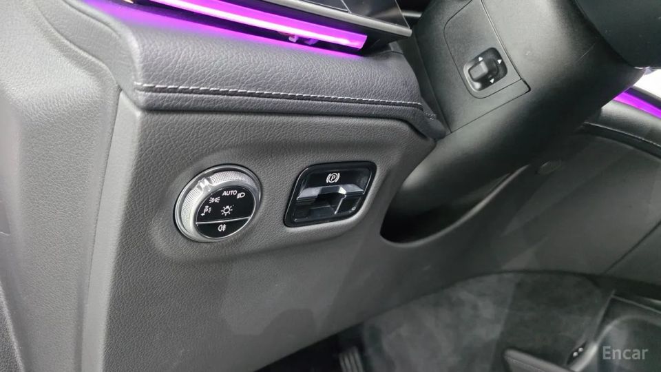 Mercedes-Benz EQS