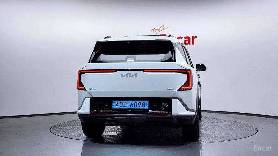 Kia EV5