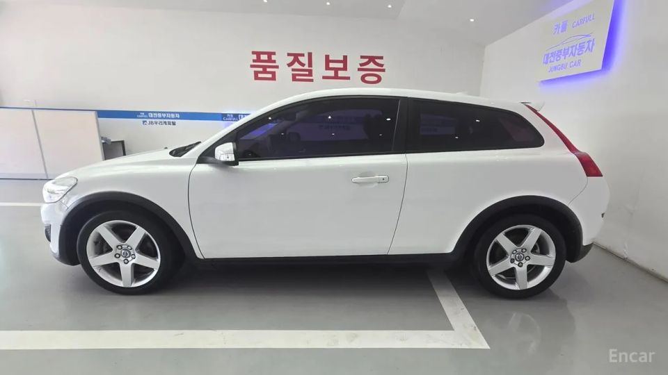 Volvo C30