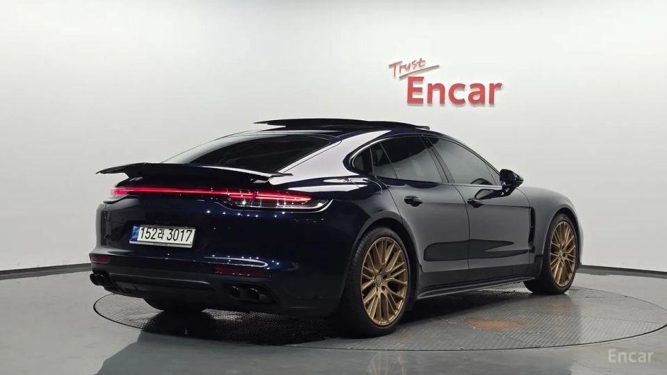 Porsche Panamera