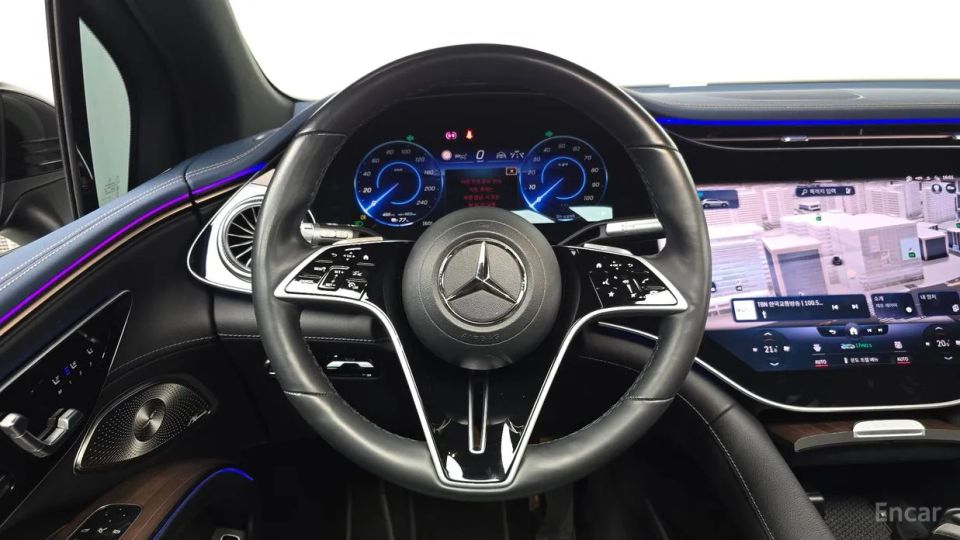 Mercedes-Benz EQS