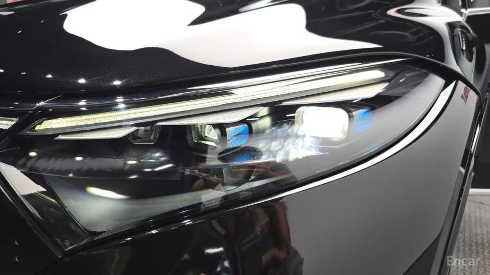 Mercedes-Benz EQS