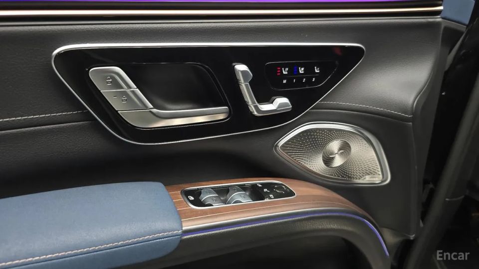 Mercedes-Benz EQS