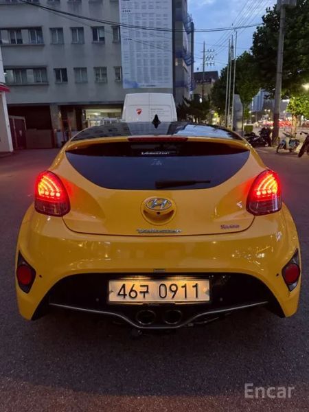 Hyundai Veloster