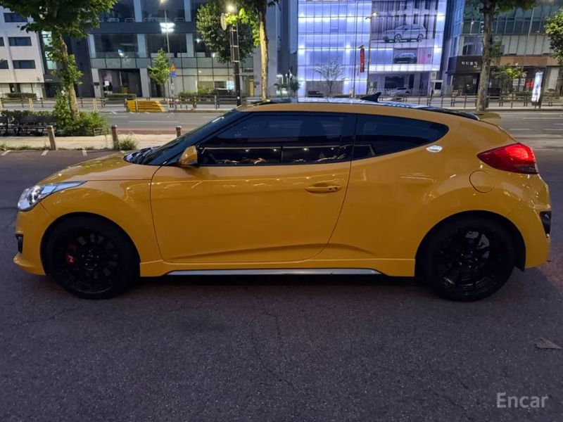 Hyundai Veloster
