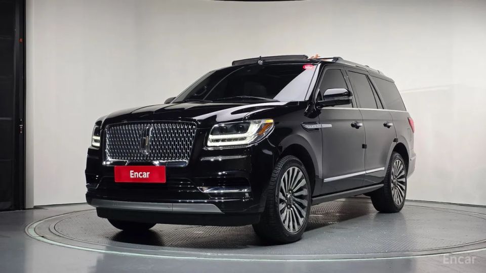 Lincoln Navigator