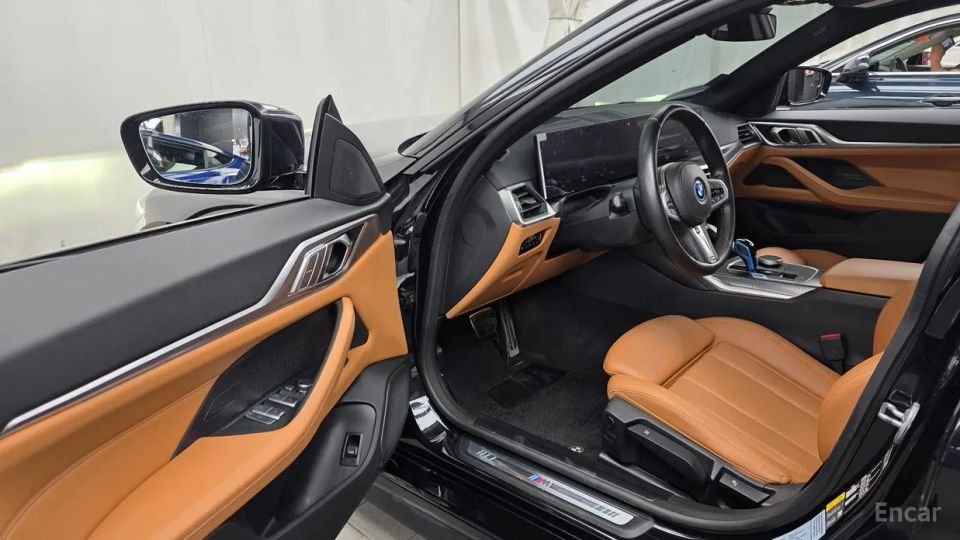 BMW I4