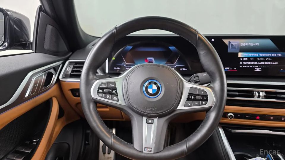 BMW I4