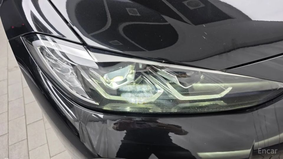 BMW I4