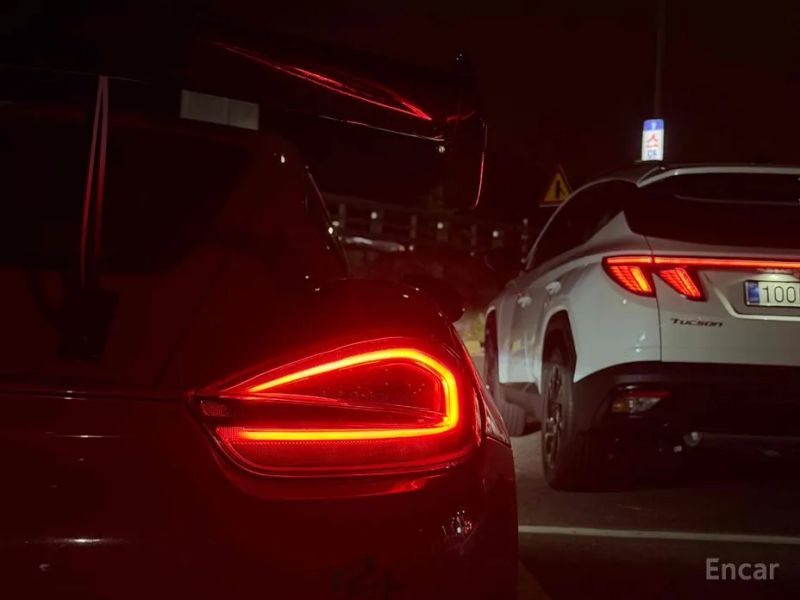 Porsche Cayman