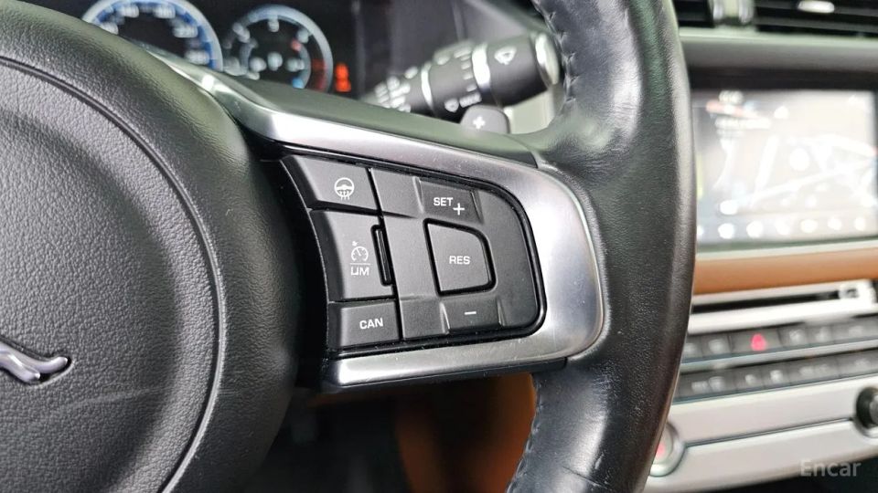 Jaguar xf