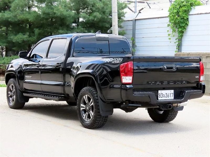 Toyota Tacoma