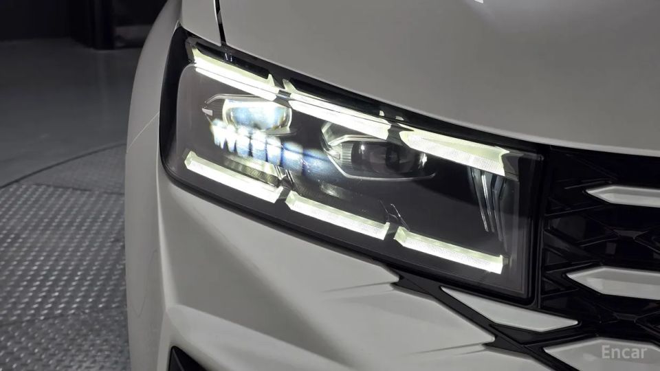 Renault-KoreaSamsung Grand Koleos