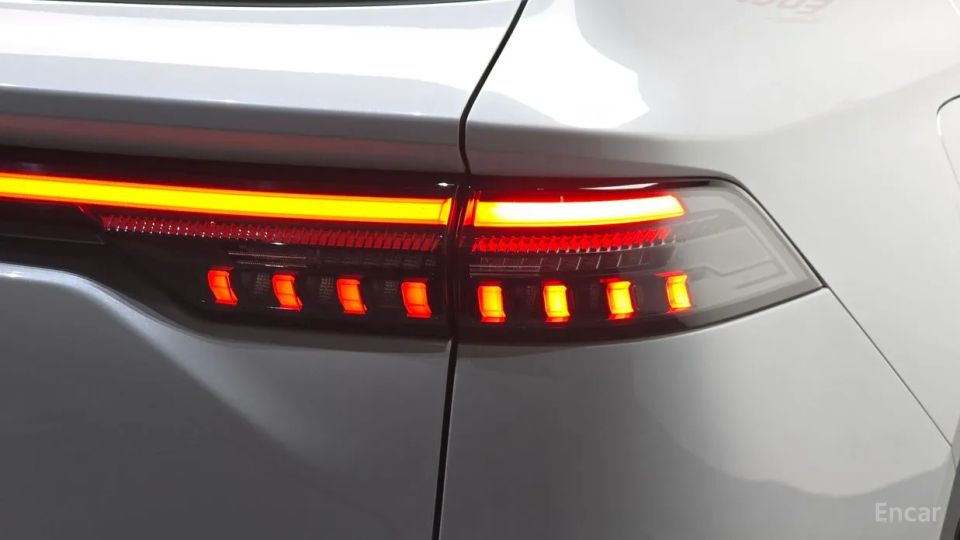 Renault-KoreaSamsung Grand Koleos