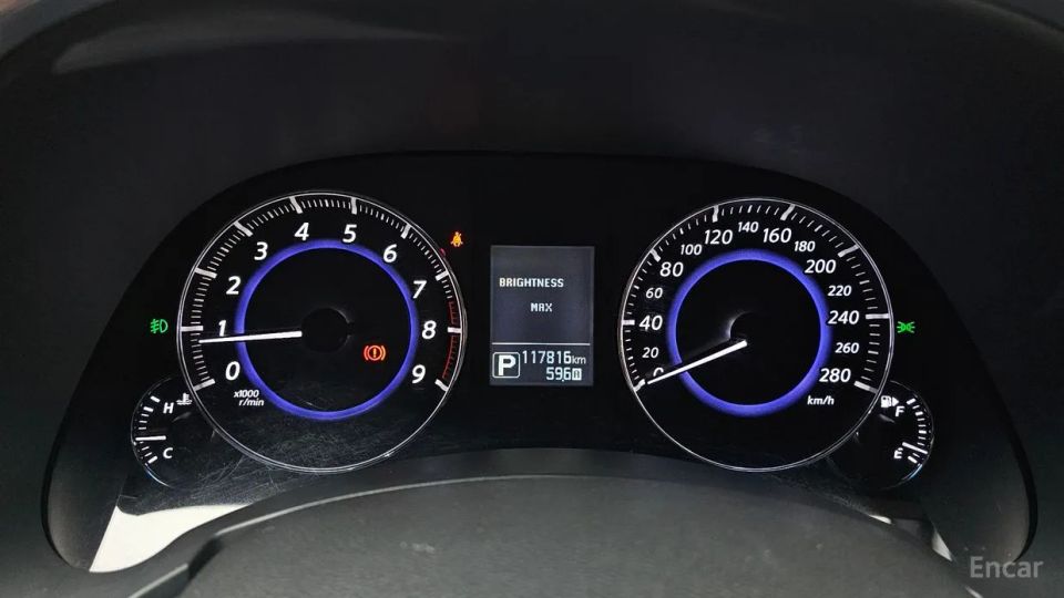 Infiniti QX70