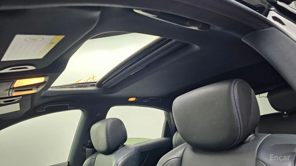Infiniti QX70