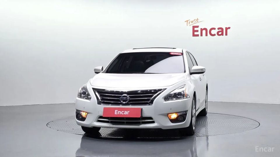 Nissan altima