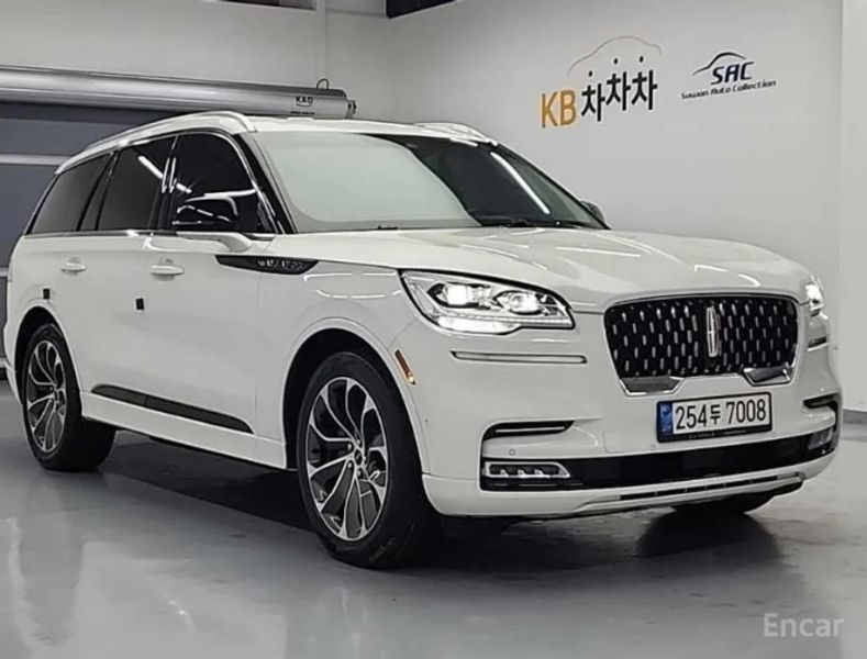 Lincoln Aviator