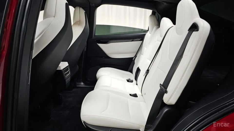 Tesla model-x