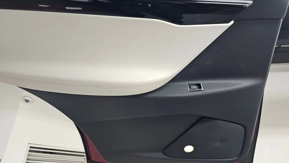 Tesla model-x