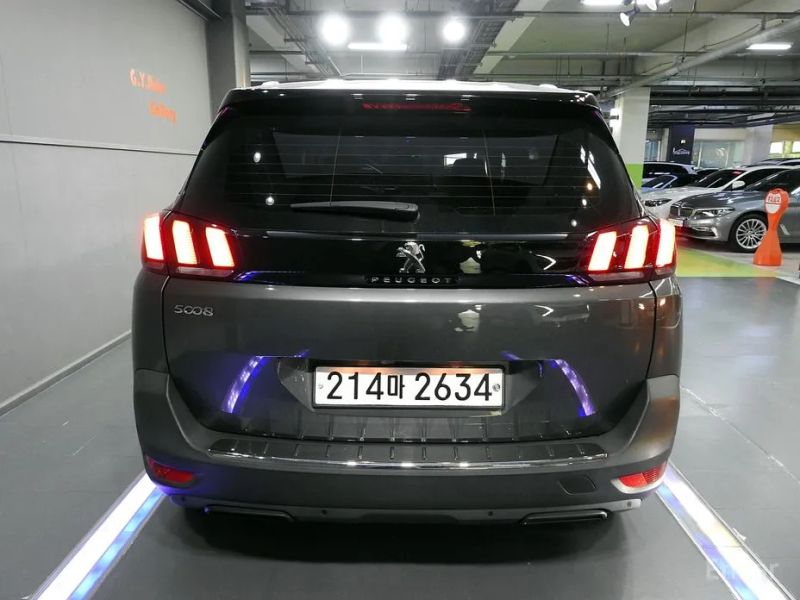Peugeot 5008