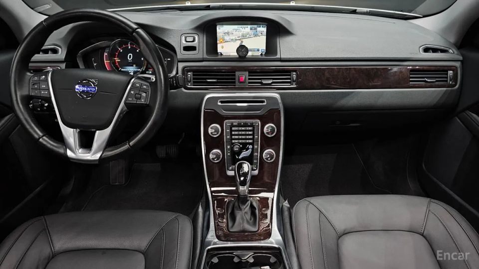 Volvo S80