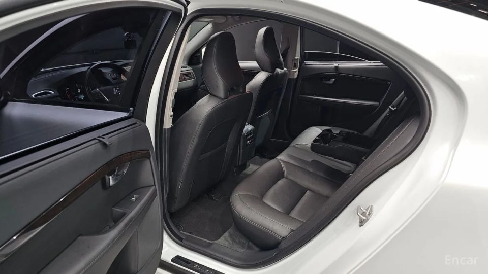 Volvo S80