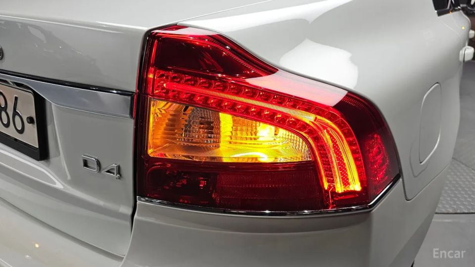 Volvo S80