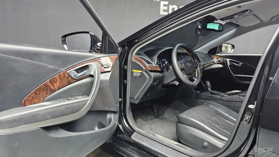 Hyundai Aslan